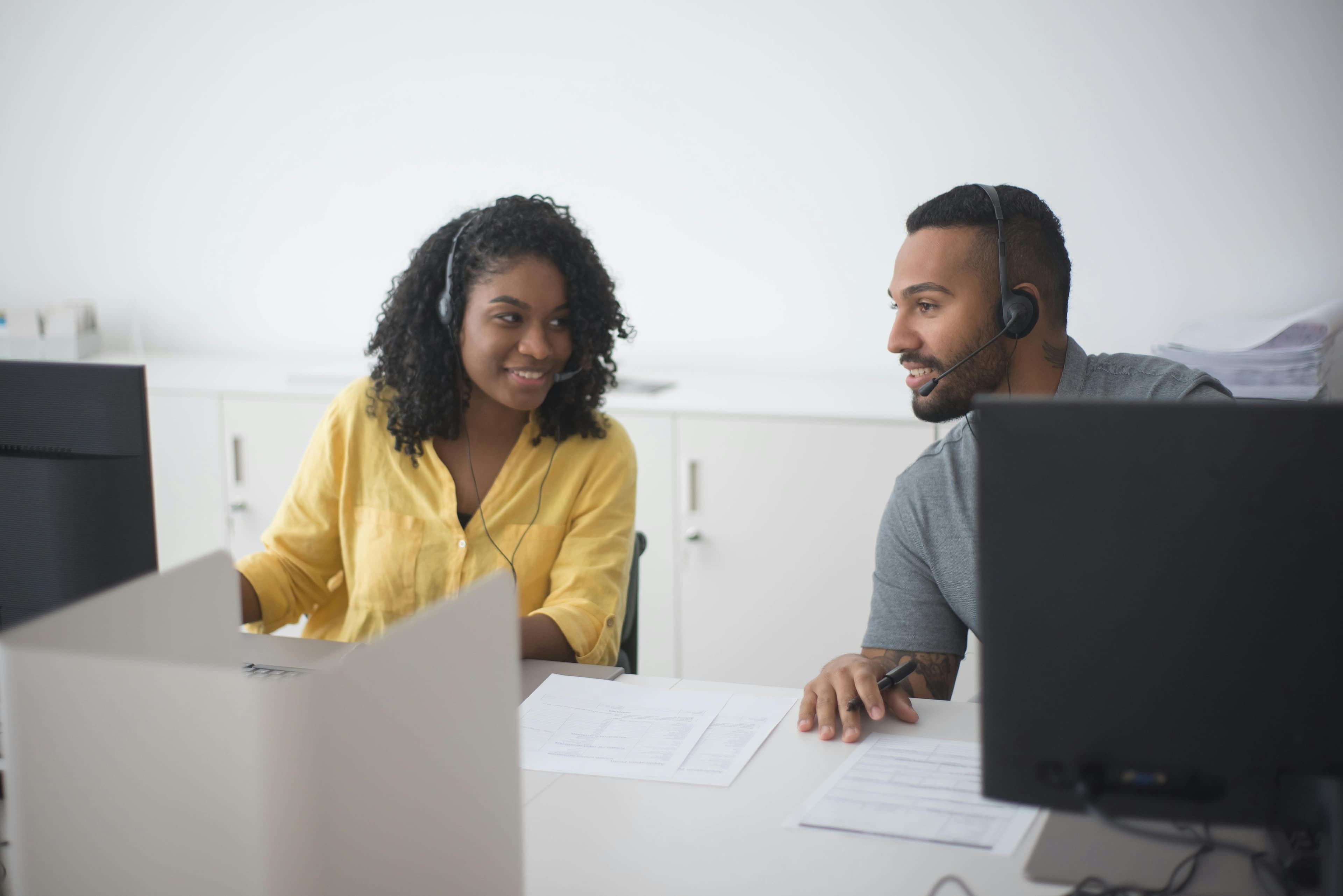 US-based call center agent pair collaborating